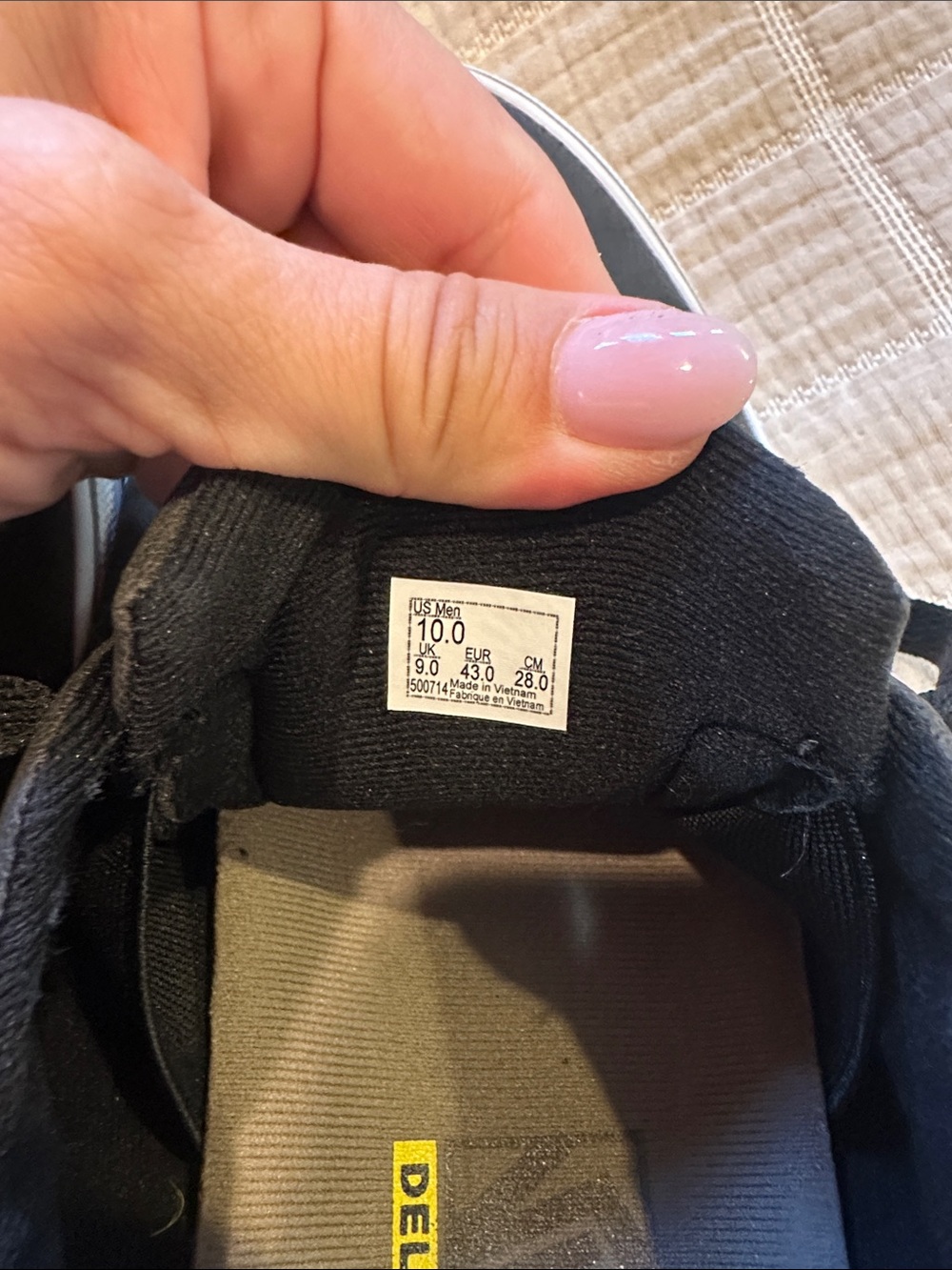 Vans Men’s Low-Top Sneakers in Charcoal with Tan Accents - Picture 4 of 5